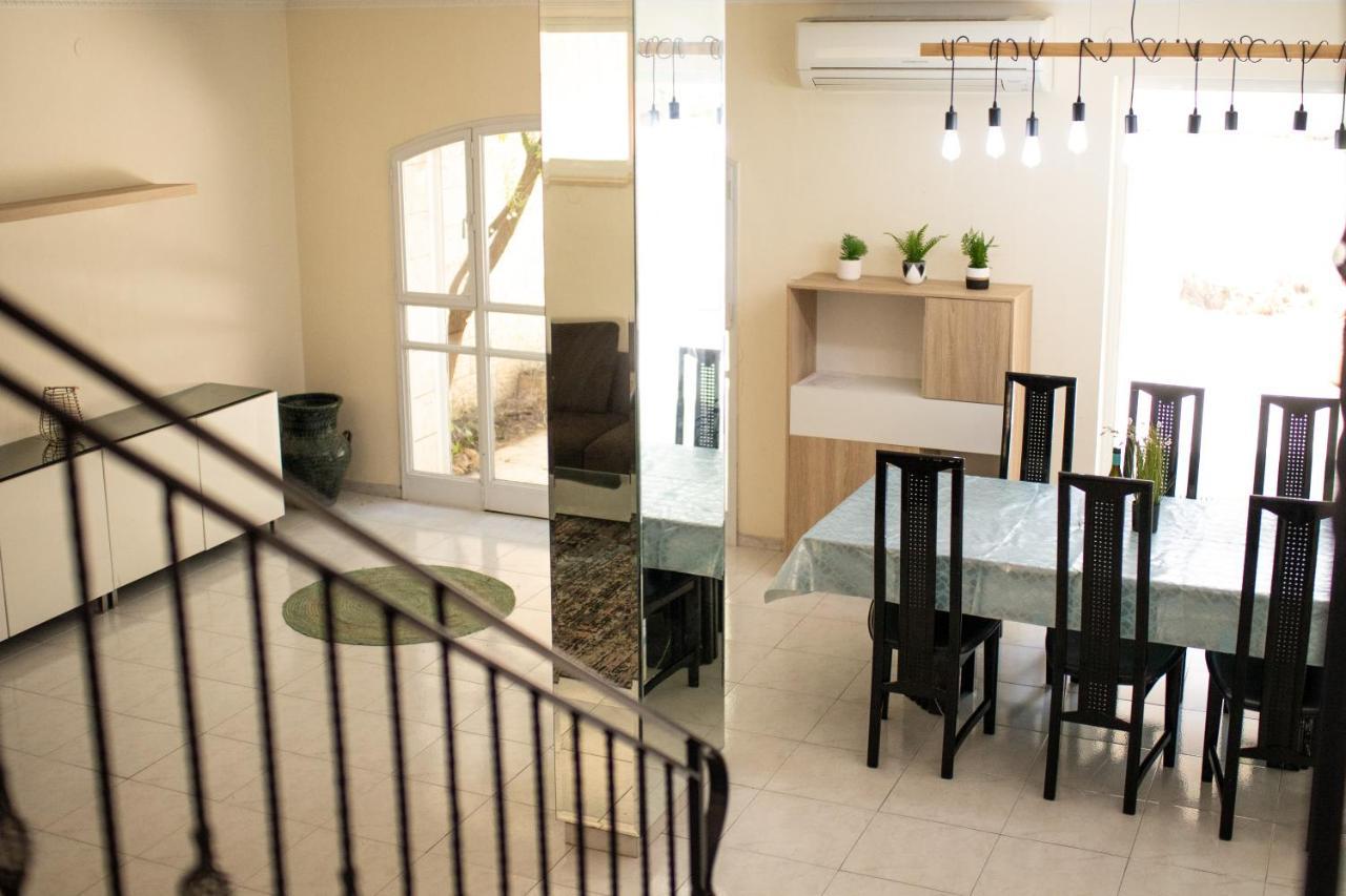 القدس Spacious By The Orient Hotel - 4 Bdr Apartment المظهر الخارجي الصورة
